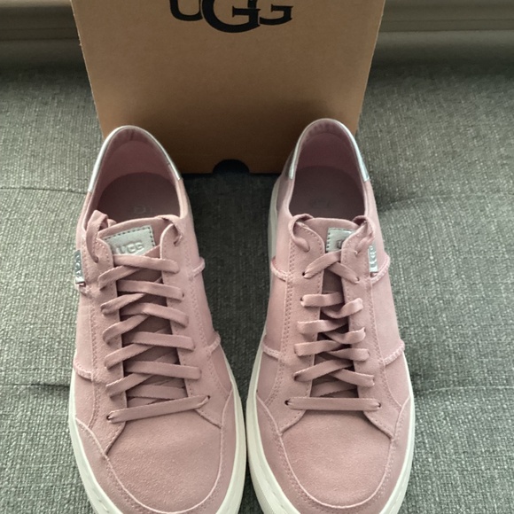 UGG® Alameda Lace-Up Sneaker (Women) 10M - Picture 7 of 12